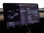 Tesla Model 3 - fotka číslo 12