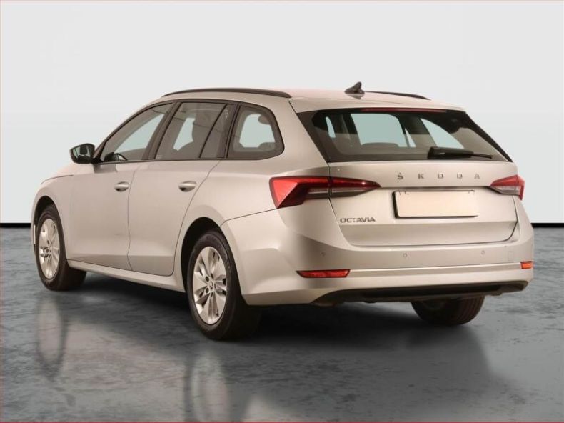 Škoda Octavia - hlavní fotka