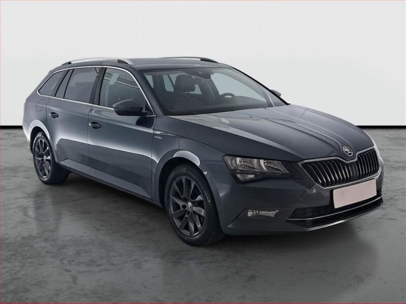 Škoda Superb - hlavní fotka