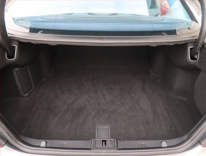 Mercedes Třída E - hlavní fotka