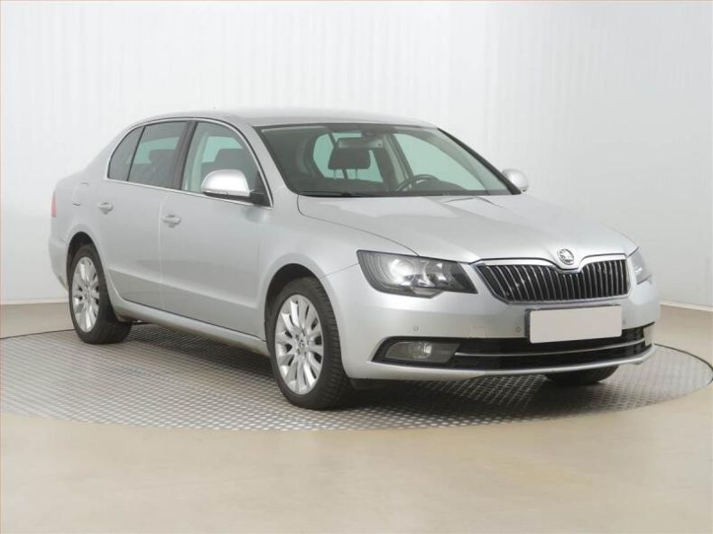 Škoda Superb - hlavní fotka inzerátu