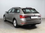 Škoda Superb - fotka číslo 3