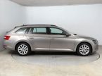 Škoda Superb - fotka číslo 5