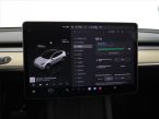 Tesla Model Y - fotka číslo 20
