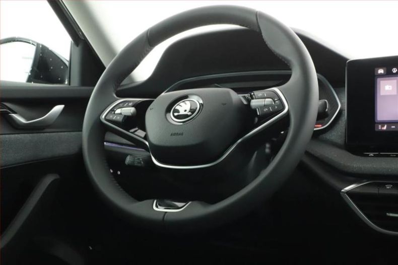 Škoda Octavia - hlavní fotka