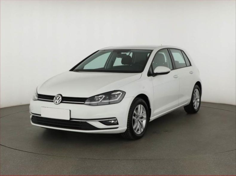 Volkswagen Golf - hlavní foto