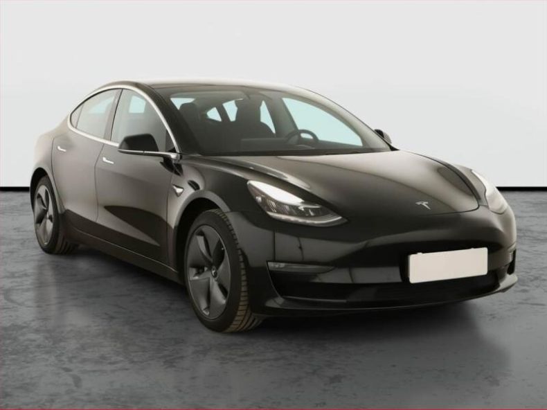 Tesla Model 3 - hlavní foto