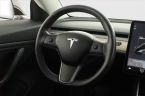 Tesla Model 3 - fotka číslo 19