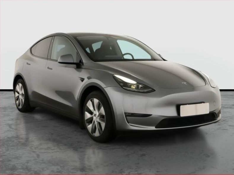 Tesla Model Y - hlavní fotka inzerátu
