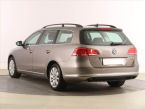 Volkswagen Passat - fotka číslo 3