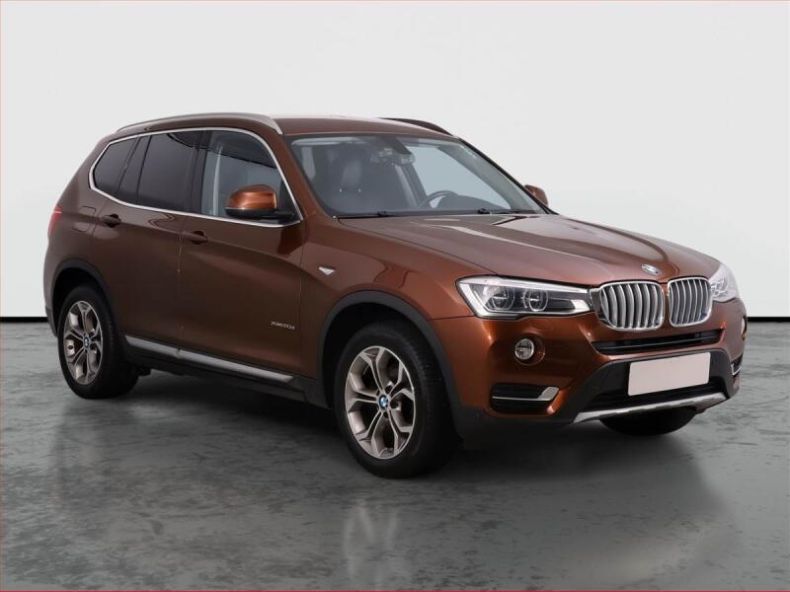 BMW X3 - hlavní foto