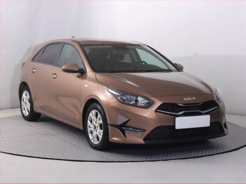 Kia Cee'd - hlavní foto