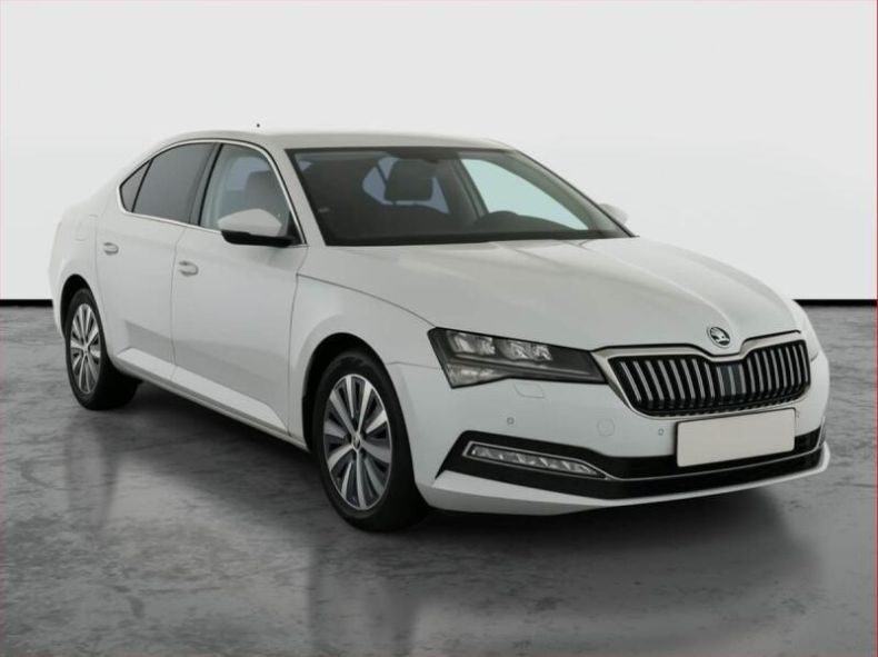 Škoda Superb - hlavní foto
