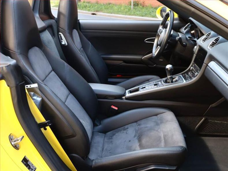 Porsche Boxster - hlavní fotka