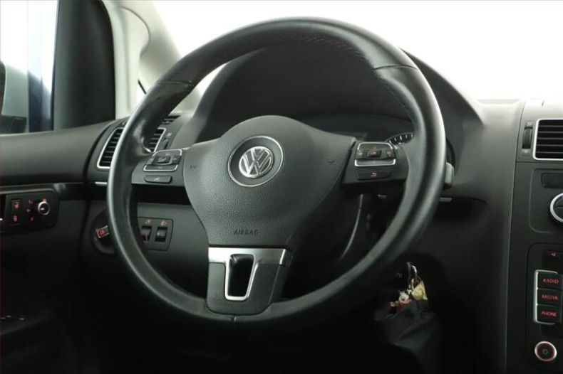 Volkswagen Touran - hlavní fotka