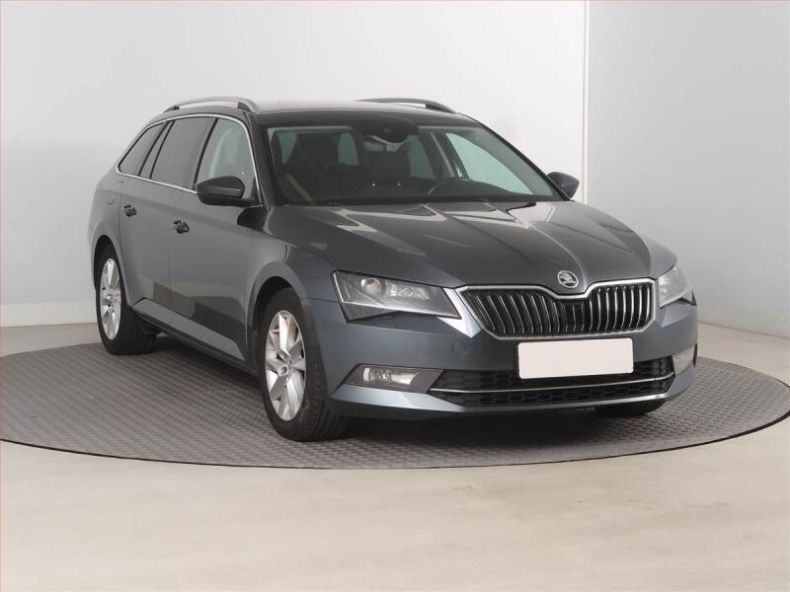 Škoda Superb - hlavní fotka inzerátu