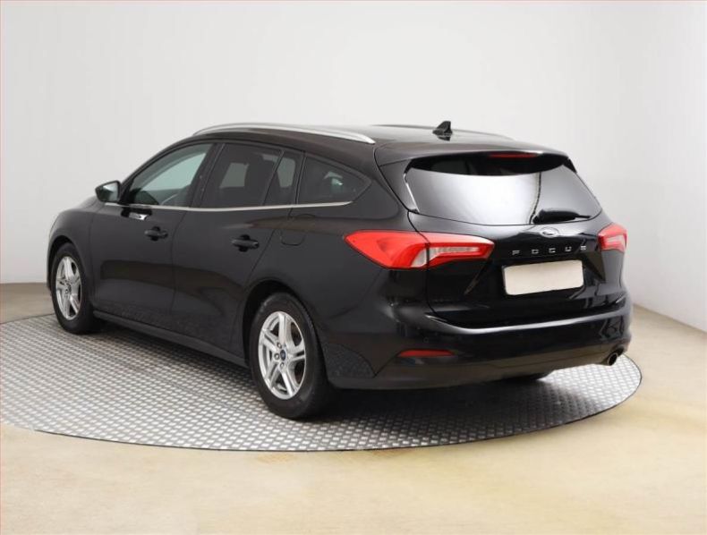 Ford Focus - hlavní fotka