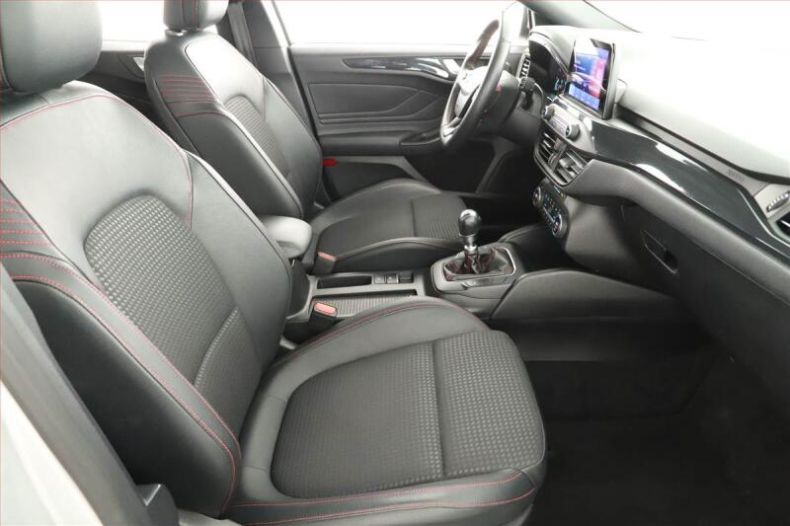 Ford Focus - hlavní fotka