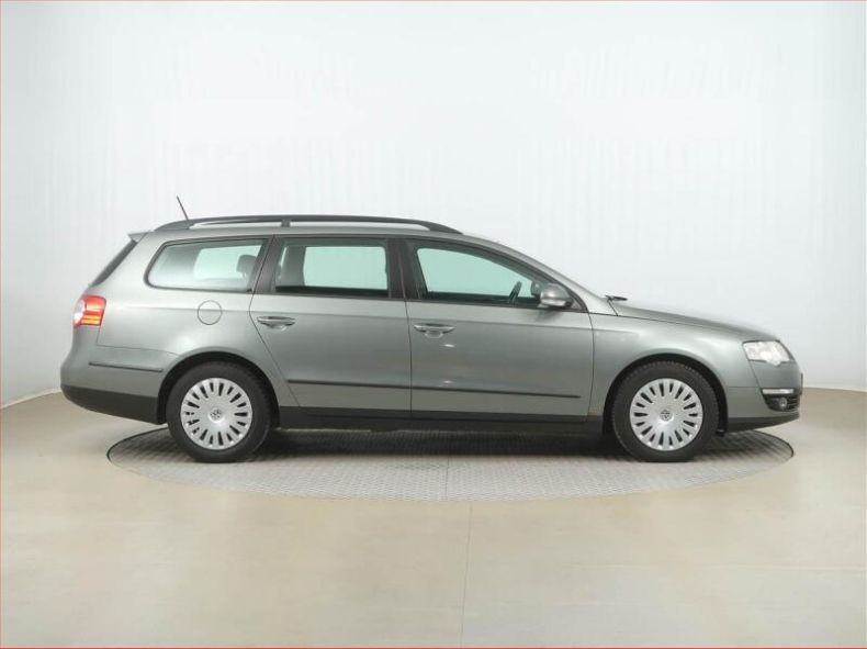Volkswagen Passat - hlavní fotka