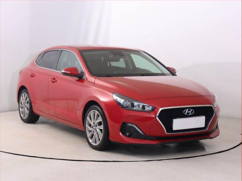 Hyundai i30 - hlavní foto