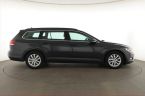 Volkswagen Passat - fotka číslo 5