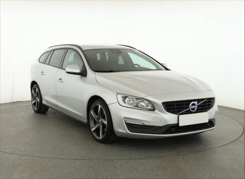 Volvo V60 - hlavní foto