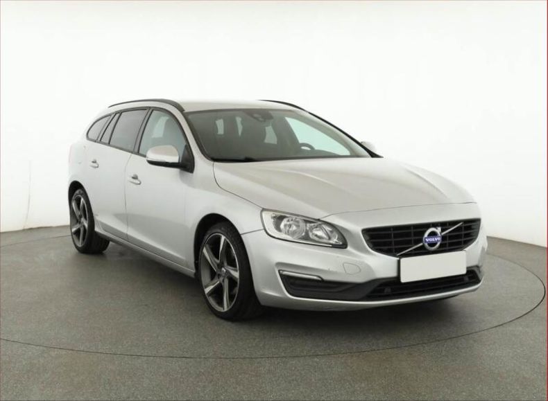 Volvo V60 - hlavní fotka inzerátu