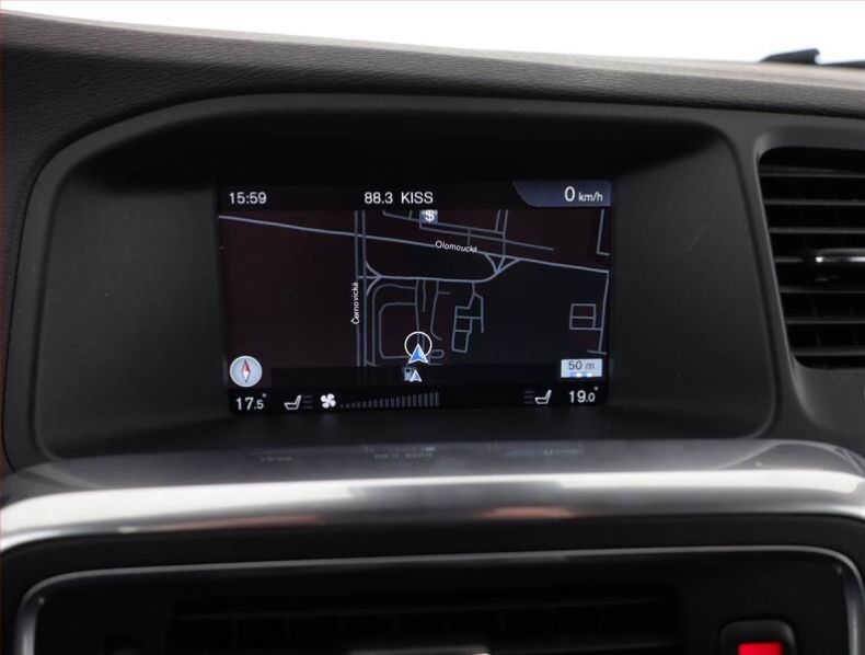 Volvo V60 - hlavní fotka