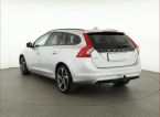 Volvo V60 - fotka číslo 3