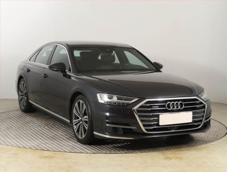 Audi A8 - hlavní fotka