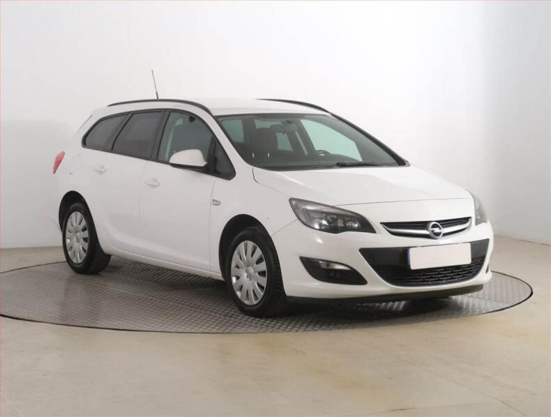 Opel Astra - hlavní foto
