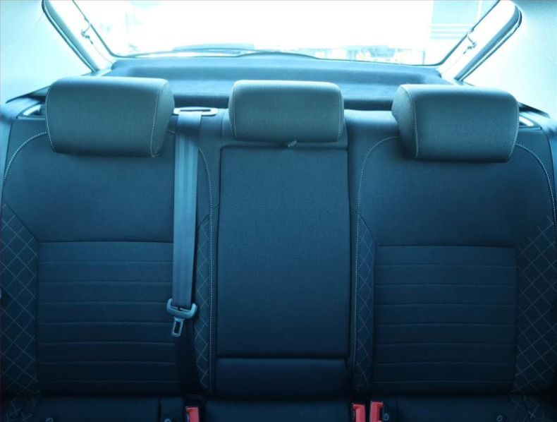 Škoda Rapid - hlavní fotka