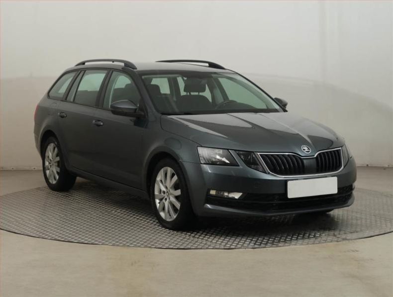 Škoda Octavia - hlavní foto