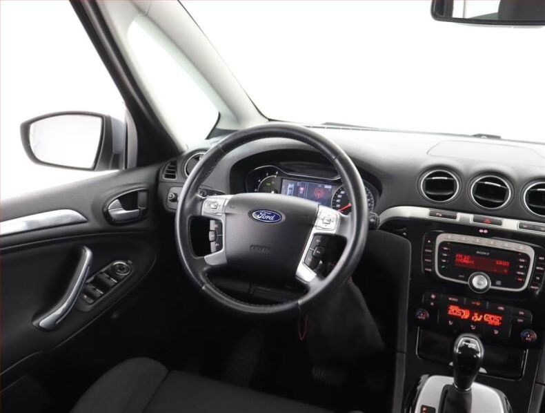 Ford S-MAX - hlavní fotka