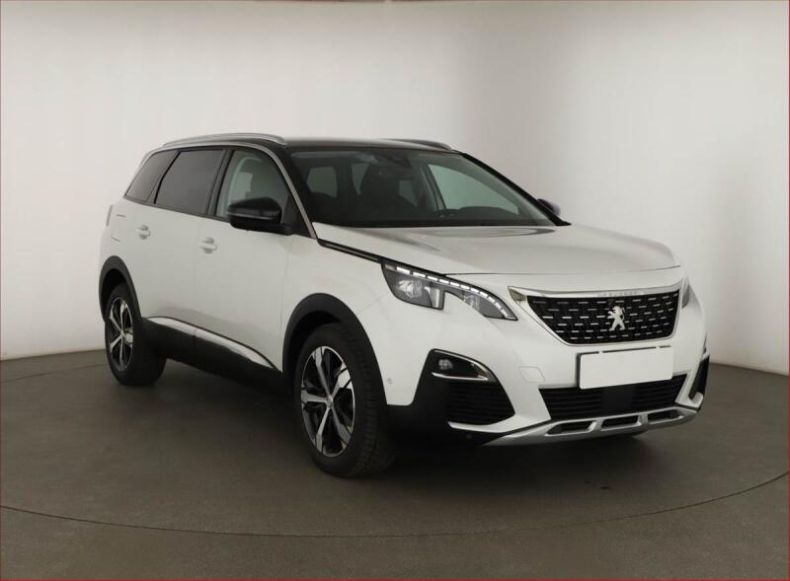 Peugeot 5008 - hlavní fotka