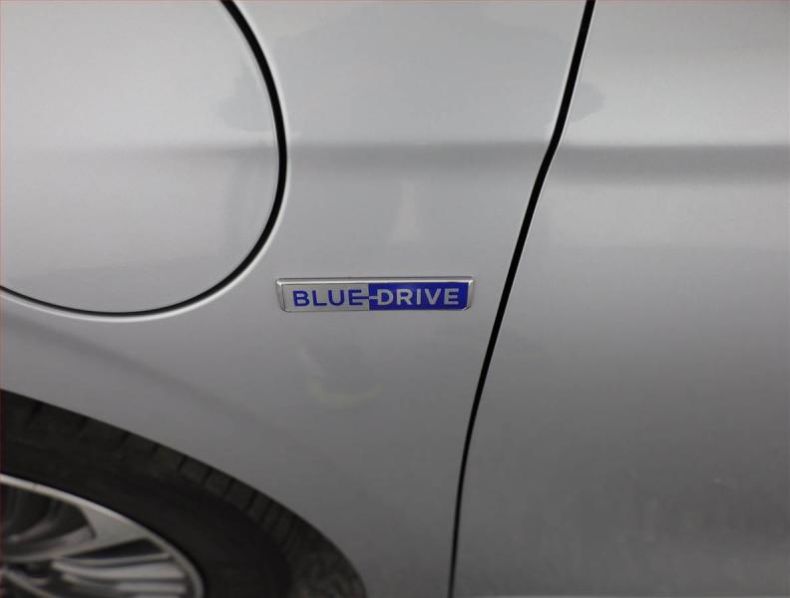 Hyundai Ioniq - hlavní fotka