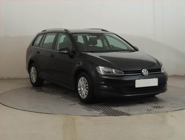 Volkswagen Golf - hlavní fotka inzerátu