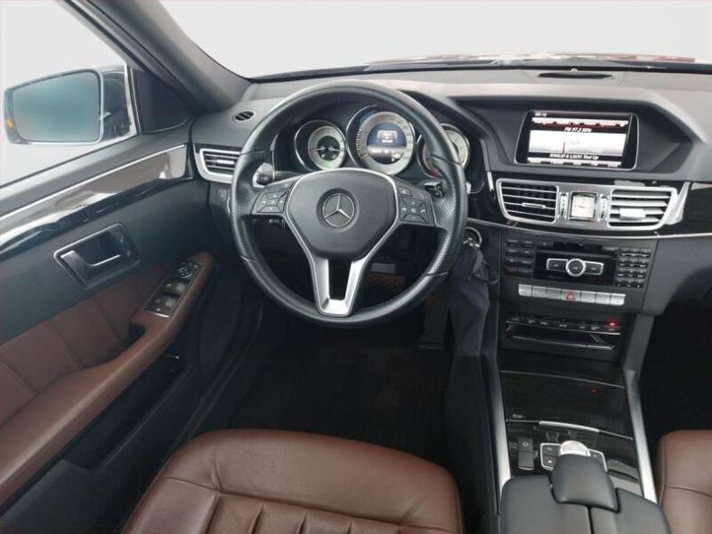 Mercedes Třída E - hlavní fotka