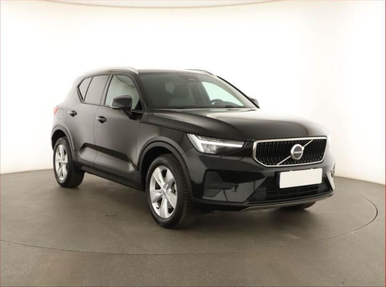Volvo XC40 - hlavní foto