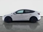 Tesla Model Y - fotka číslo 2