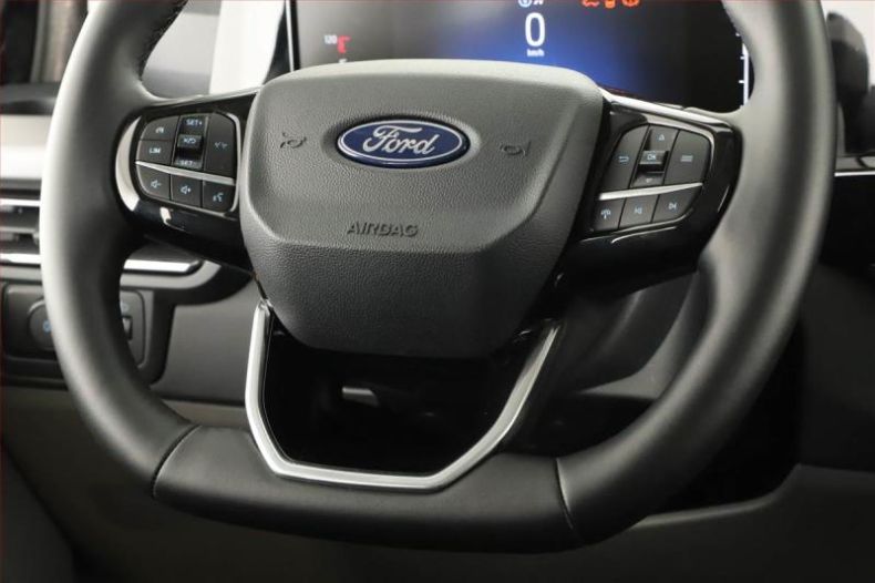 Ford Tourneo - hlavní fotka