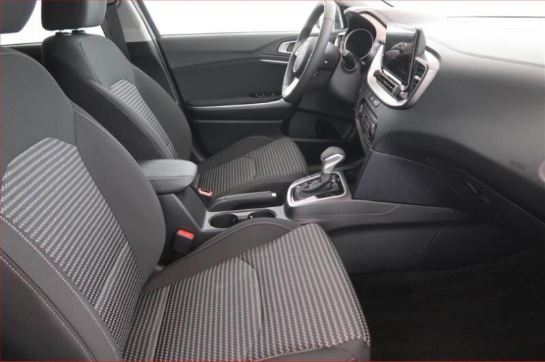 Kia Cee'd - hlavní fotka