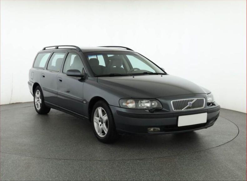 Volvo V70 - hlavní foto