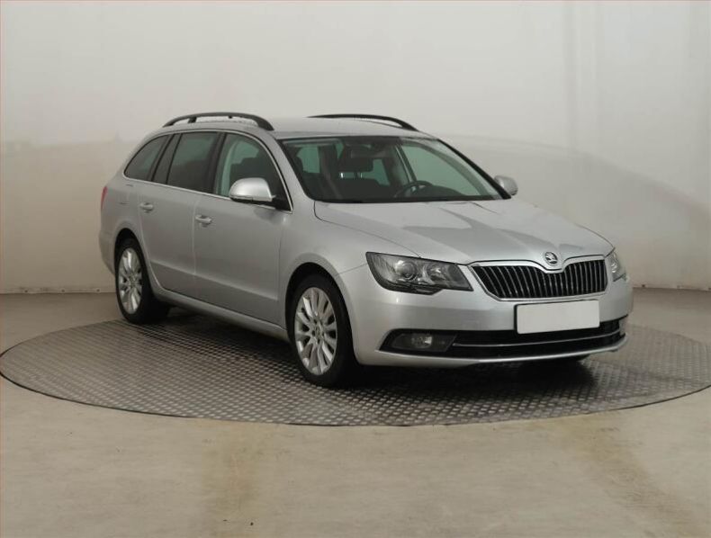 Škoda Superb - hlavní fotka inzerátu