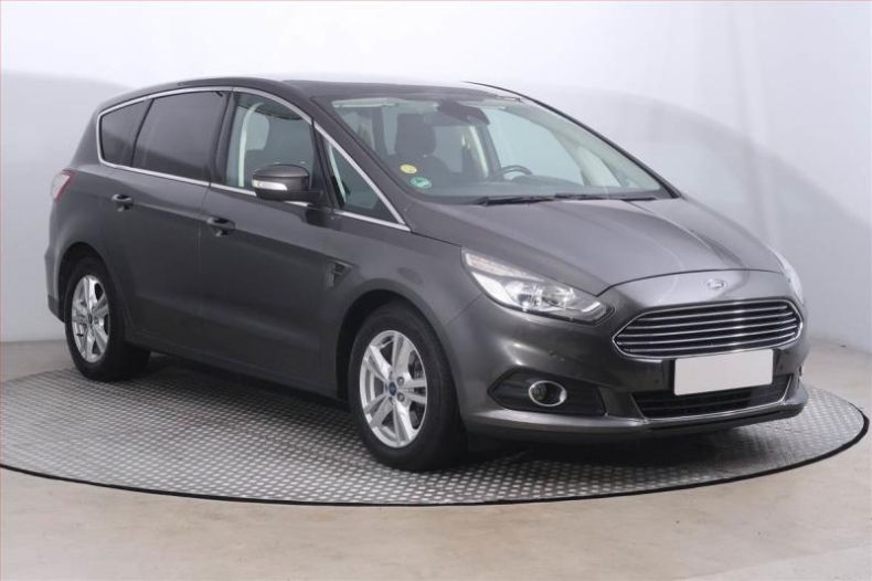 Ford S-MAX - hlavní fotka