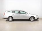 Volkswagen Passat - fotka číslo 5