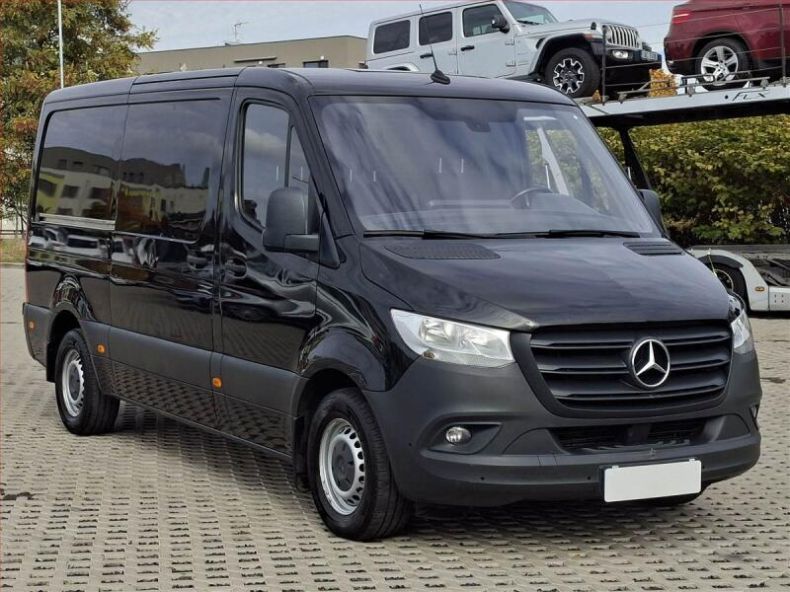 Mercedes Sprinter - hlavní foto
