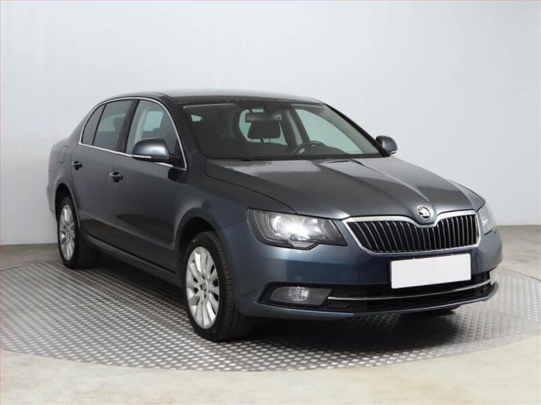 Škoda Superb - hlavní fotka inzerátu