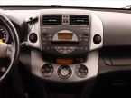 Toyota RAV 4 - fotka číslo 9