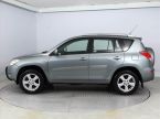 Toyota RAV 4 - fotka číslo 2